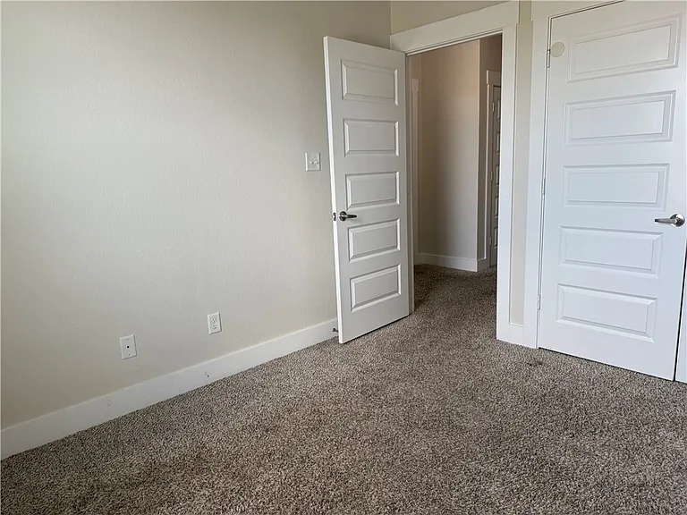 2425 Chinook Way — Photo 10