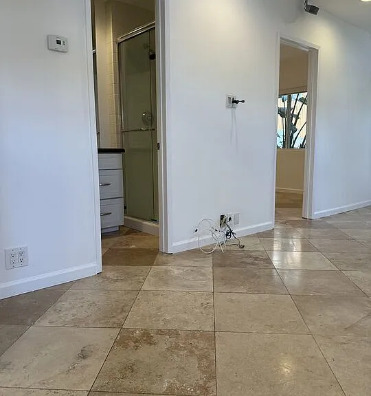 2454 Penmar Ave — Photo 22