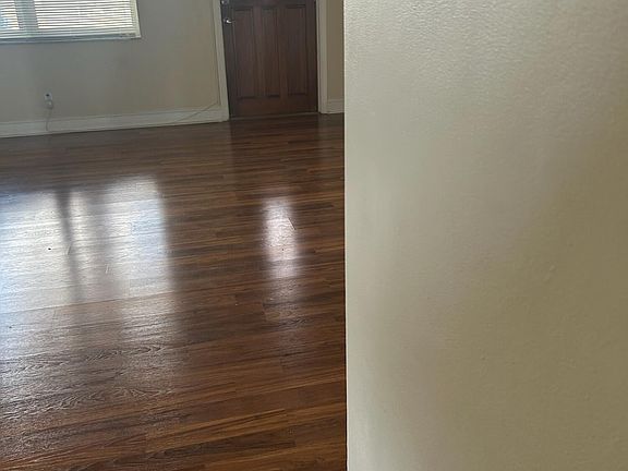 4th image of 5807 NW 85th Avenue