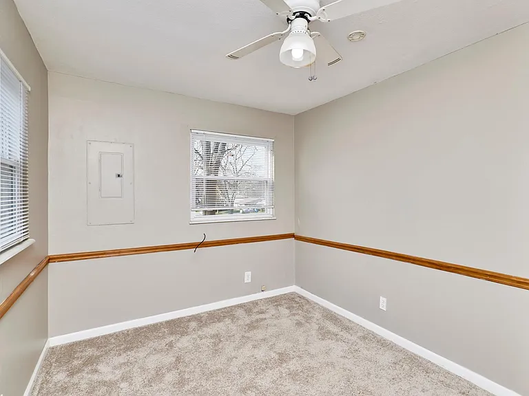 3204 Bristol Hall Dr — Photo 27