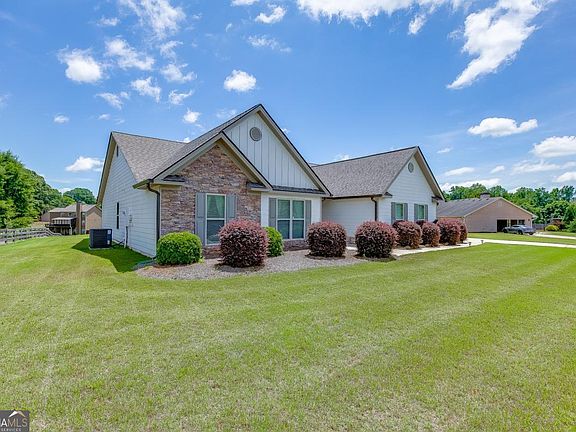 4th image of 818 Bradmore Ct