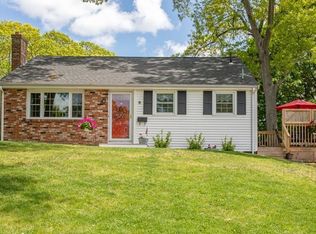 9 Thomas Cir, Brockton, MA 02302