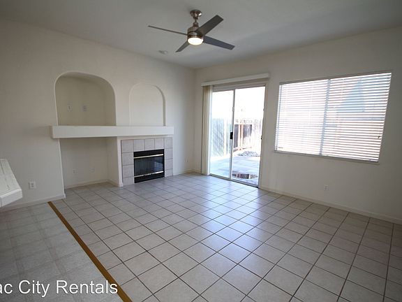 5th image of 8112 Laguna Brook Way