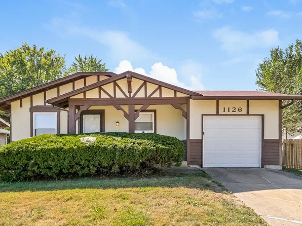 1126 Borden Dr, Florissant, MO 63031