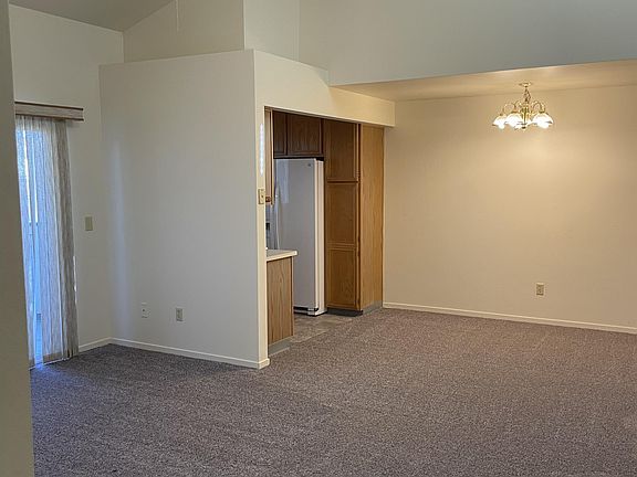 5th image of 2667 Sycamore Glen Dr APT 3