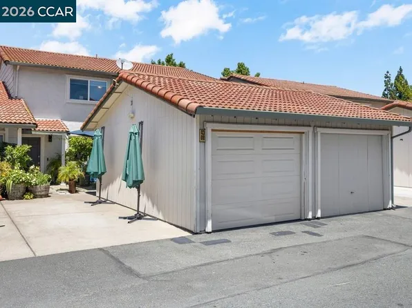4308 Saint Charles Pl, Concord, CA 94521