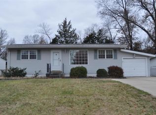 214 Freeman Dr, Saint Louis, MO