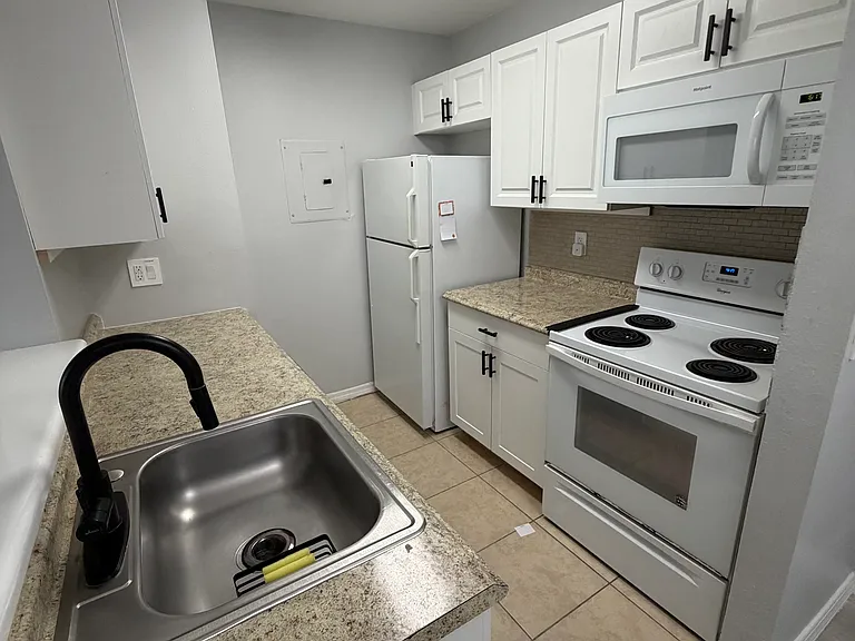 5998 Westgate Dr #104 — Photo 6