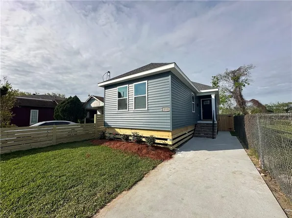 2220 Huey P Long Ave, Gretna, LA 70053