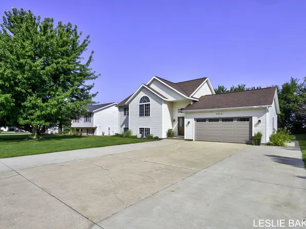 9493 Northwind Dr, Zeeland, MI 49464