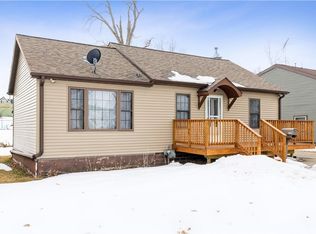 1504 W State St, Marshalltown, IA 50158