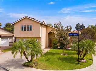 898 Vista Laguna Cir, Duarte, CA 91010