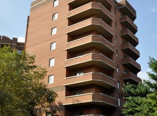 1050 N. Stuart Street ##103, Arlington, VA 22201
