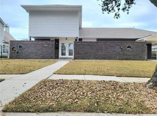 2905 Ridgeway Dr, Metairie, LA 70002