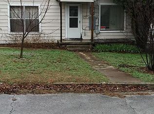 1304 S Trinity St, Decatur, TX 76234