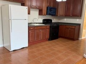 10 Centre St, Elizabeth, NJ