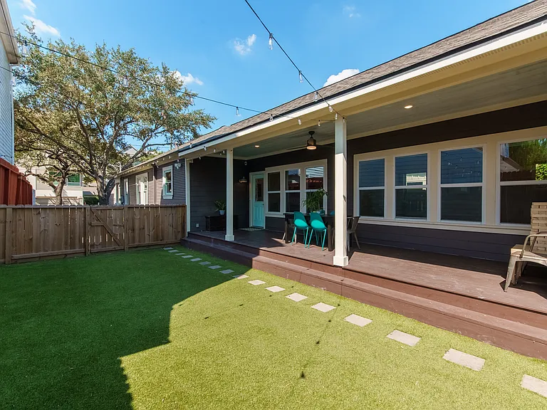 3016 Houston Ave — Photo 7