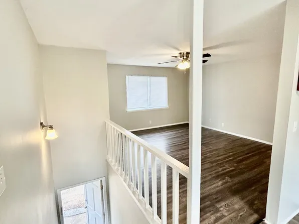 104 Woodcreek Dr #A-4, Rossville, GA 30741