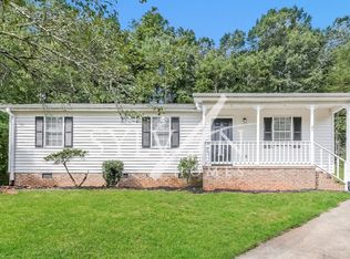 27 Lee Way, Taylors, SC 29687
