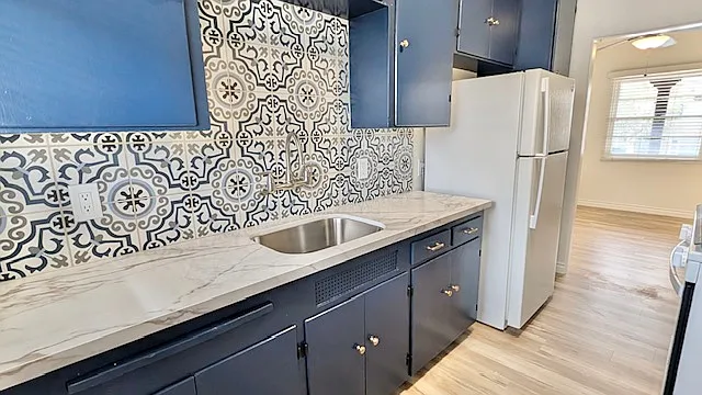 2204 E St — Photo 9