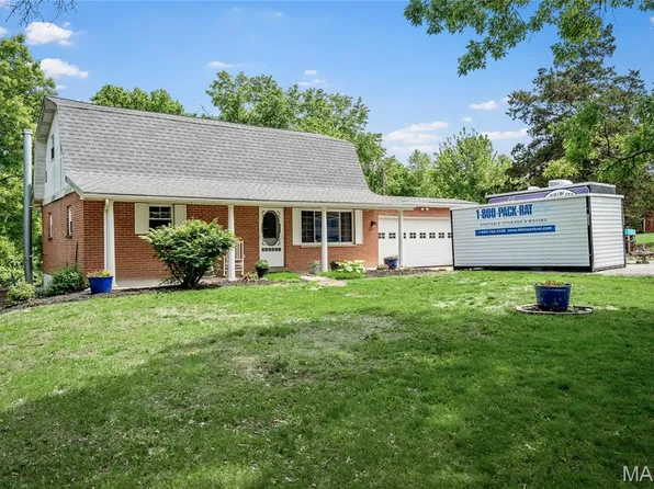 2180 Ebert Ln, Wentzville, MO 63385