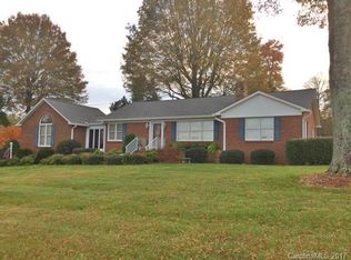 2743 Emmanuel Church Rd, Conover, NC 28613