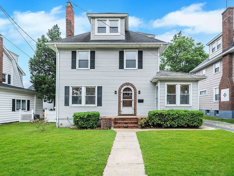 1st image of 58 Willowdale Ave
