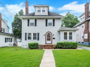 58 Willowdale Ave, Port Washington, NY 11050