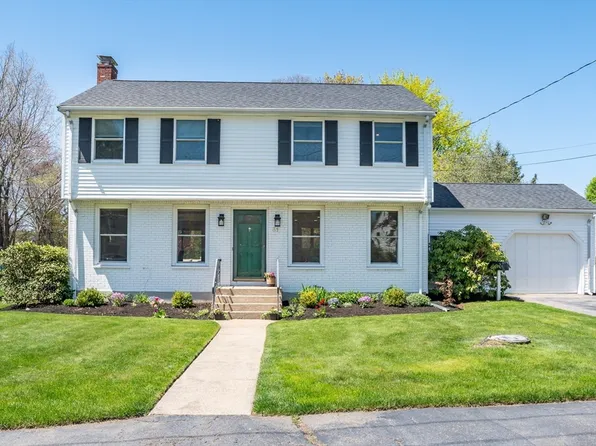 31 Standish Rd, Needham, MA 02492