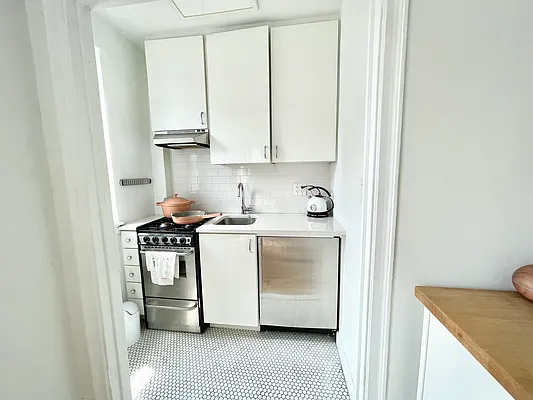 Rented by EXP Realty NYC | media 5