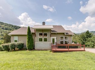122 Sandgate Ct, Smithville, TN 37166