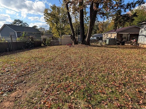 2nd image of 1331 Longbrook Dr