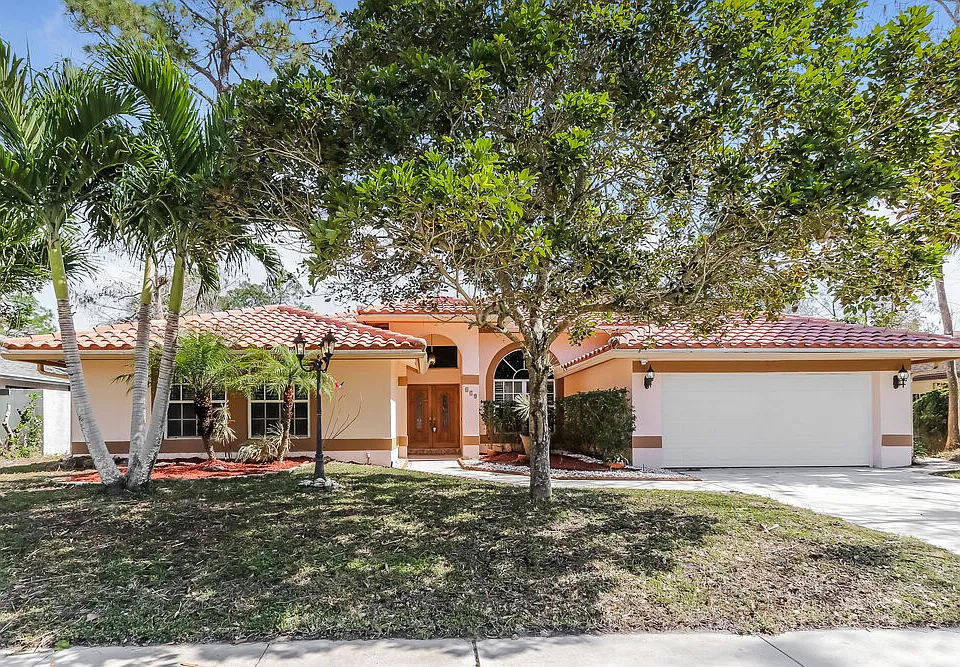 878 Sage Ave