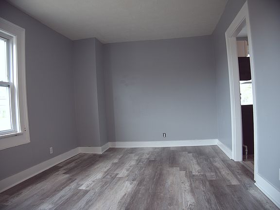 Unit 5 Living Room