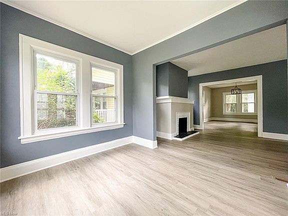 2nd image of 826 Caledonia Ave
