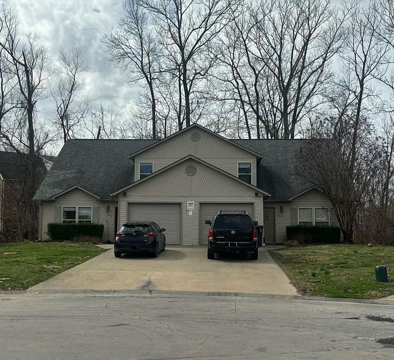 1st image of 2853 Hemlock Ct