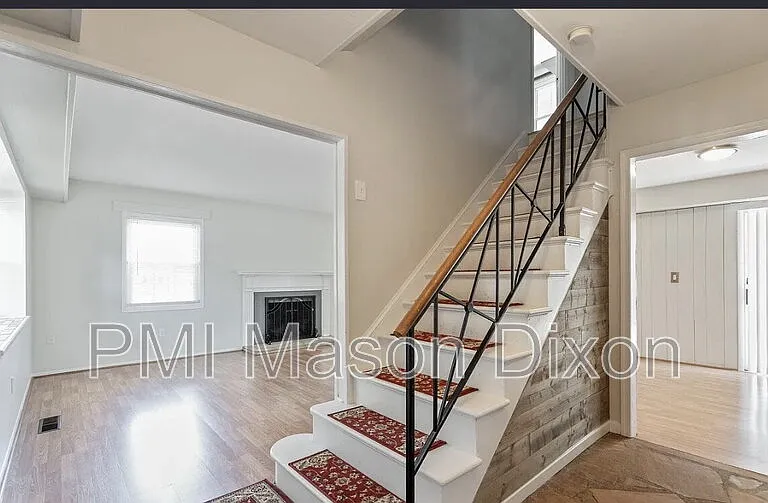12718 Haskell Ln — Photo 4