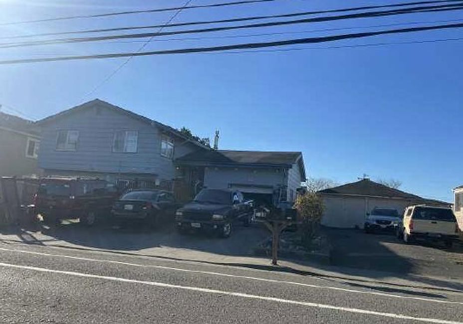 1st image of 2266 McKinleyville Ave