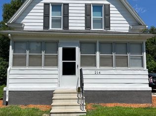 214 Reber Ave, Waterloo, IA 50701