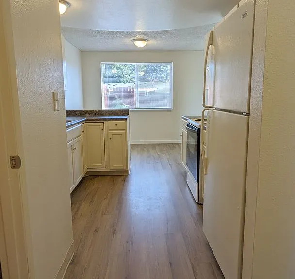 7815 NE 117th Ave — Photo 9