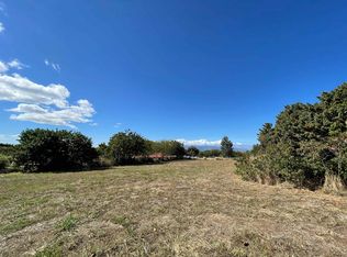 10 Mohala Pl #A, Makawao, HI 96768