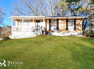 8352 Attleboro Dr, Jonesboro, GA