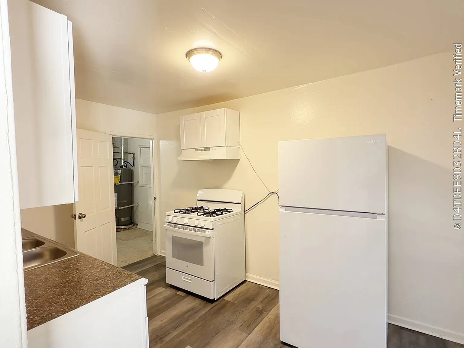 1 bed, $950 — Photo 2