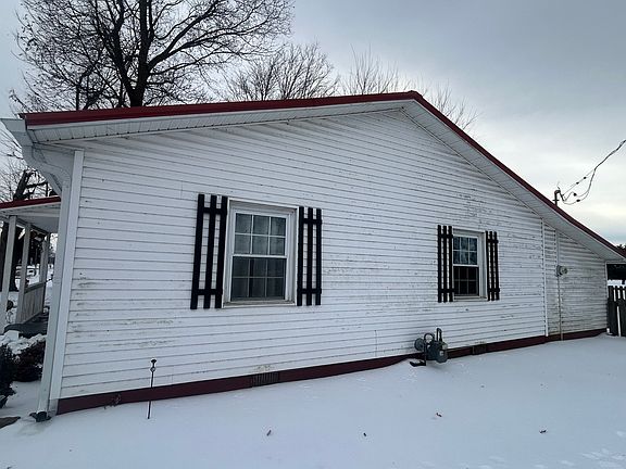 4th image of 3143 Old Marion Rd