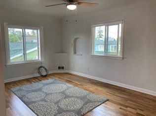 904 Naval Ave APT 4, Bremerton, WA 98312