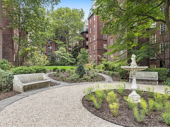 34-06 81st St APT 31, Queens, NY 11372
