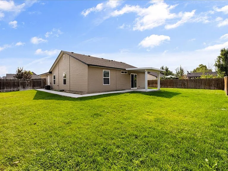 1057 S Benewah Lake Ave — Photo 28