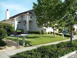 1st image of 4760 Canyon Hills Dr
