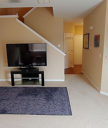 3rd image of 535 W Kristina Ln