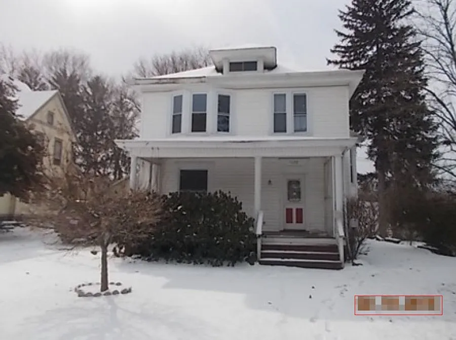 1039 Cambridge Rd photo 1